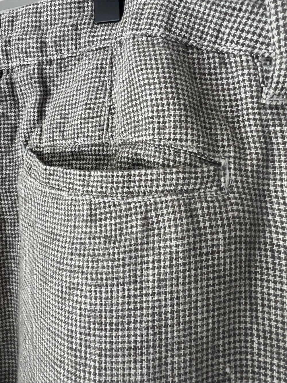 Onia Austin Micro Houndstooth Linen Shorts Men’s 34 Greige